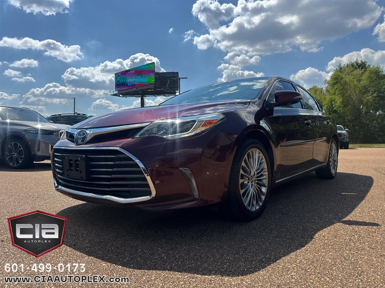 Toyota Avalon photo 2
