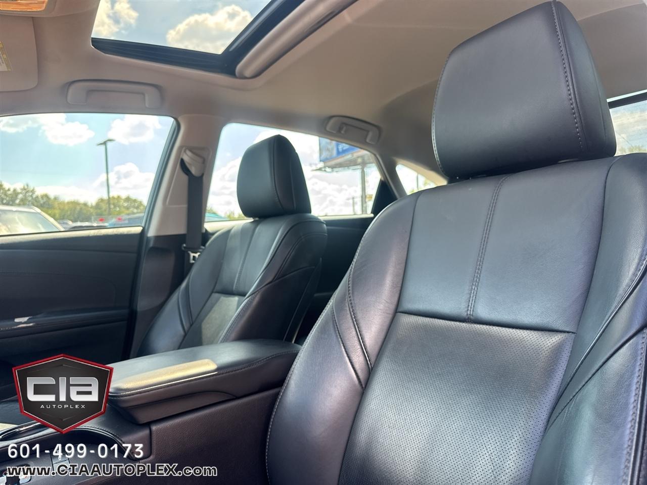 Toyota Avalon photo 5