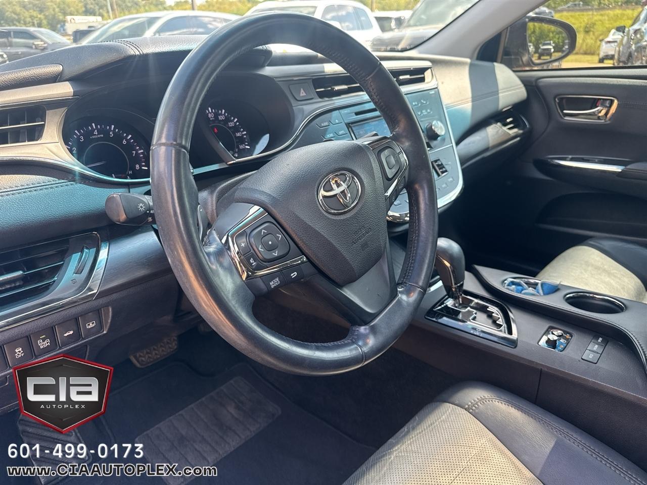 Toyota Avalon photo 6
