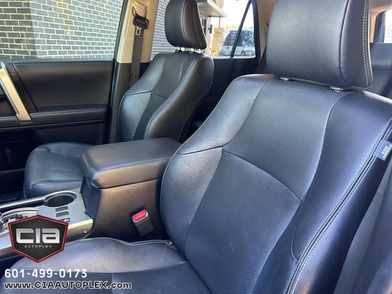 Toyota 4Runner SR5 Premium 2WD (Natl) 2020