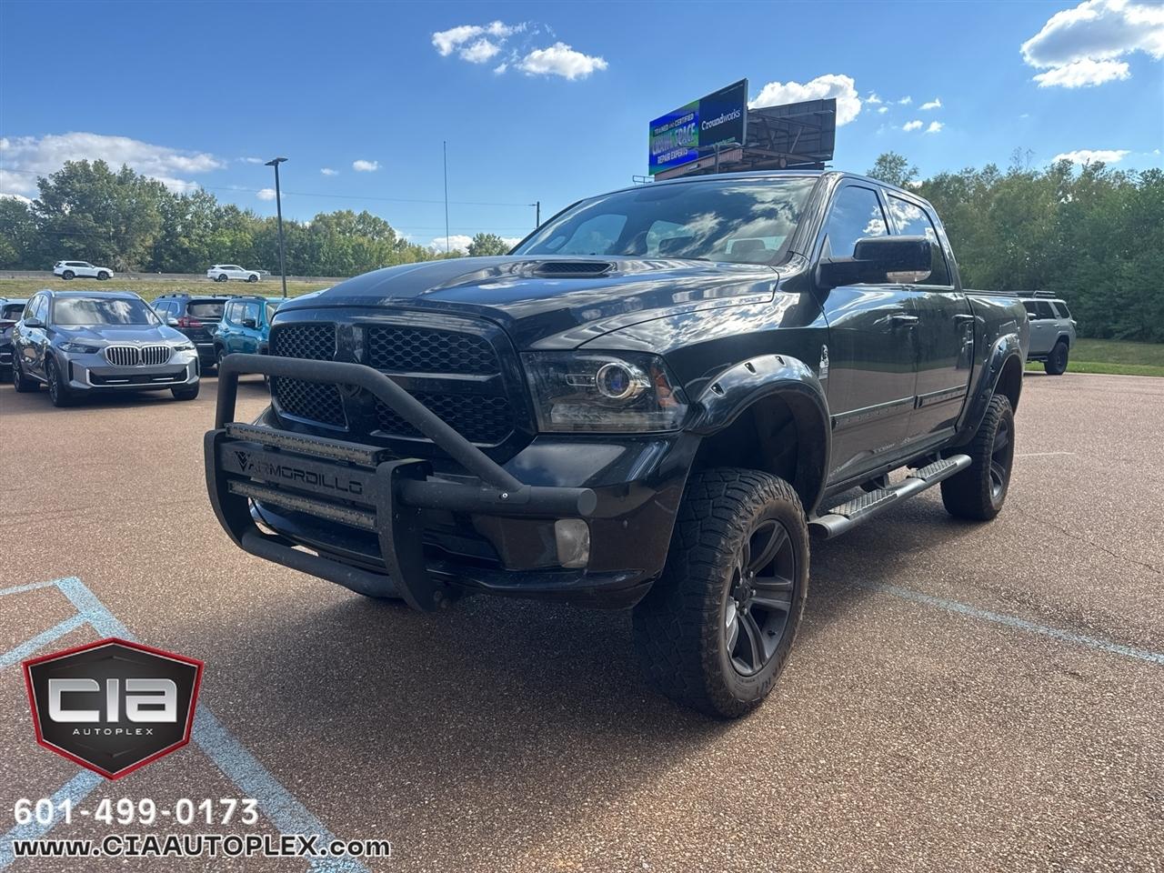 RAM 1500 Night 4x4 Crew Cab 5'7" Box *Ltd Avail* 2018
