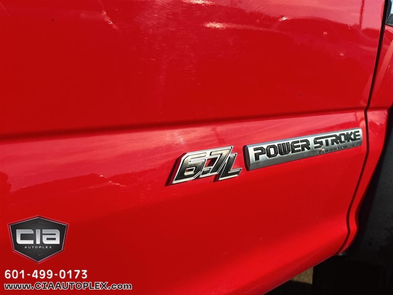 Ford Super Duty F-600 DRW XLT 2WD Reg Cab 145" WB 60" CA 2022