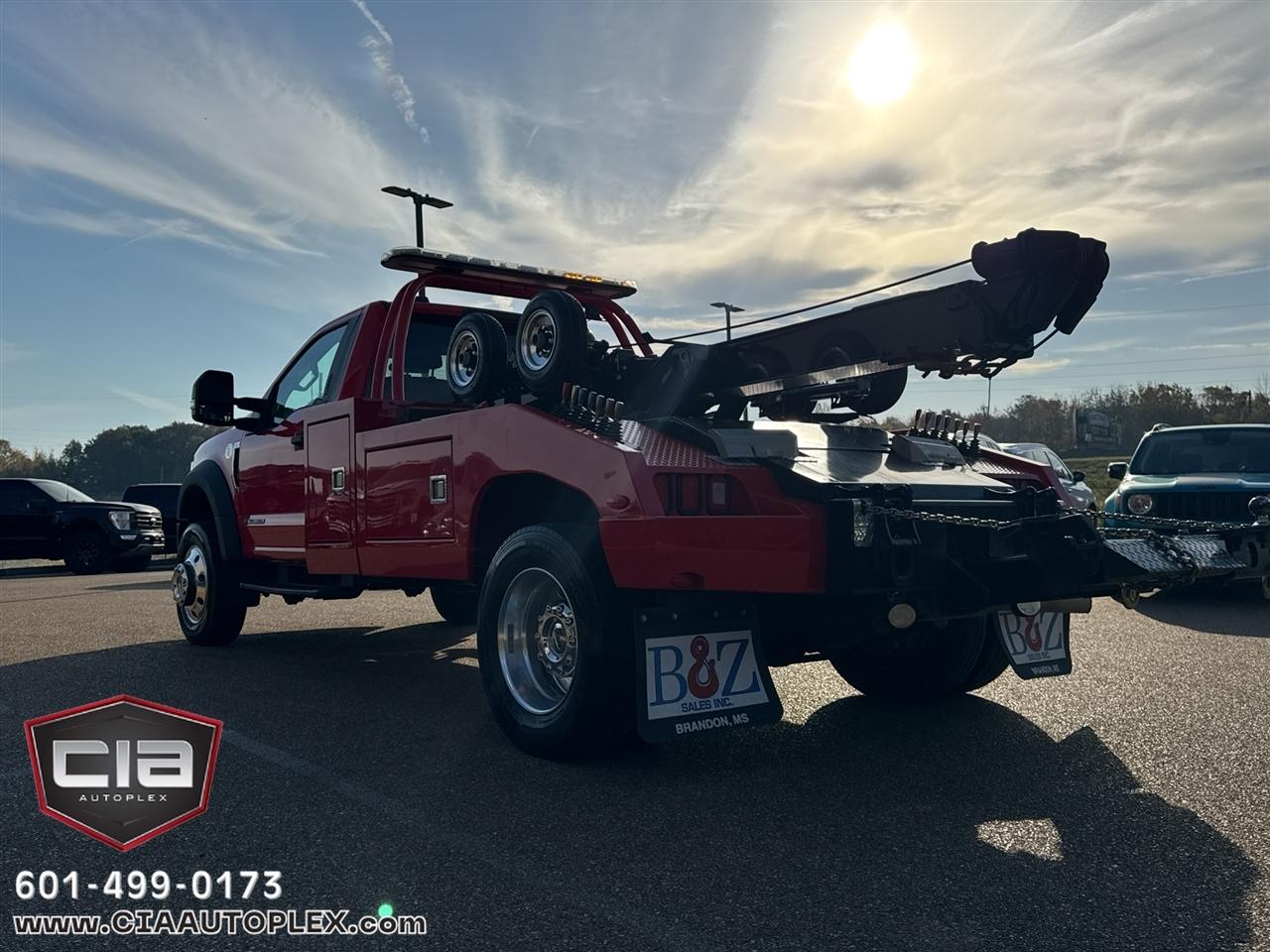 Ford Super Duty F-600 DRW XLT 2WD Reg Cab 145" WB 60" CA 2022