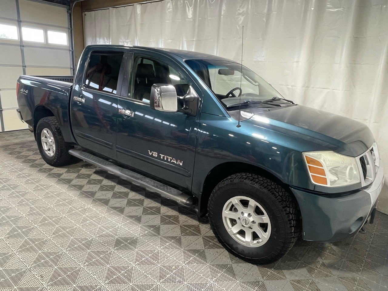 Nissan Titan LE Crew Cab 4WD 2006 Nissan Titan LE Crew Cab 4WD 2006
