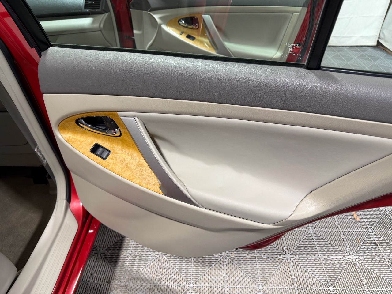 Toyota Camry 4dr Sdn V6 Auto XLE (Natl) 2007