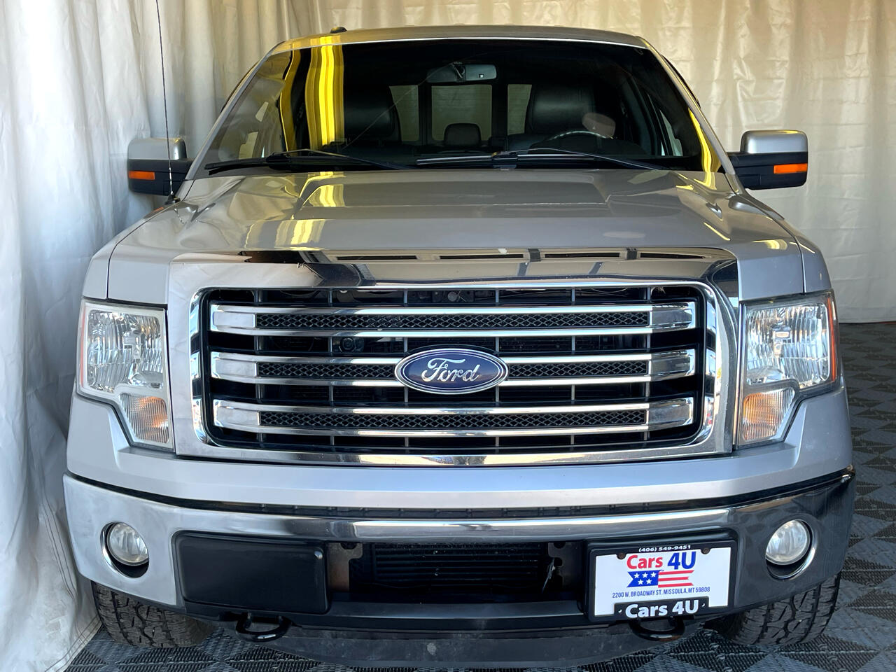 2013 Ford F-150 Lariat photo 2