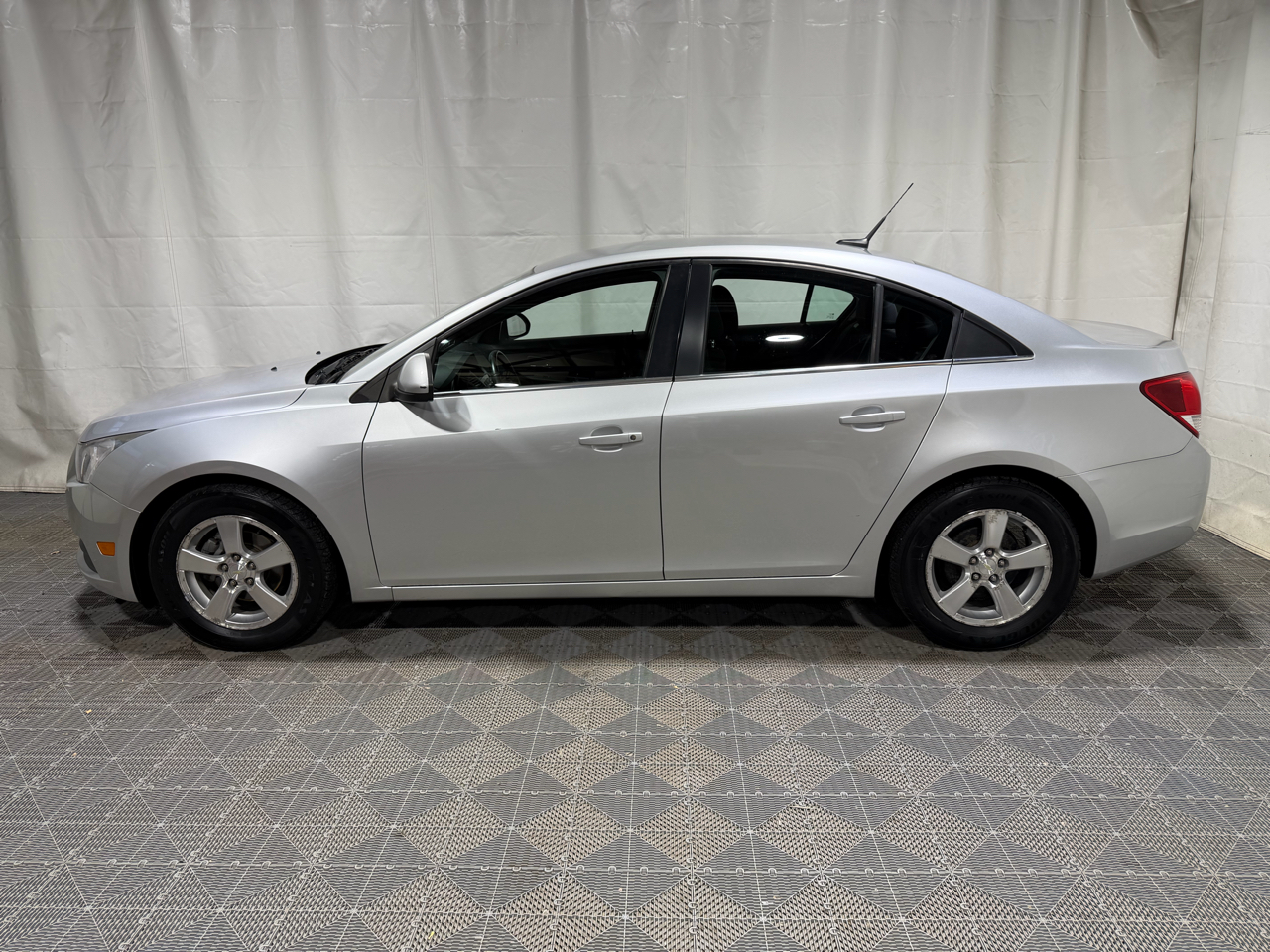 Chevrolet Cruze 4dr Sdn LT w/1LT 2012 Chevrolet Cruze 4dr Sdn LT w/1LT 2012