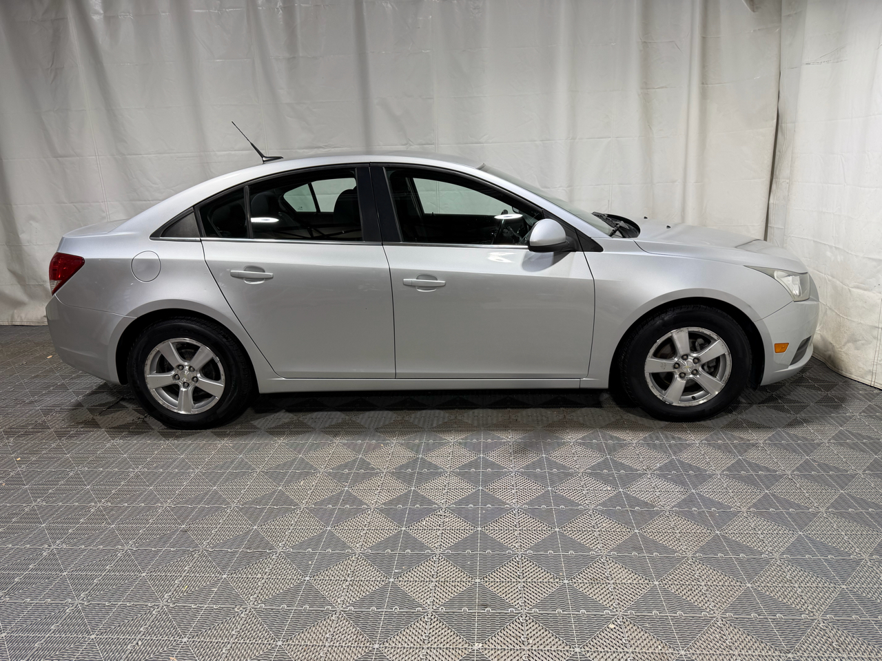 Chevrolet Cruze 4dr Sdn LT w/1LT 2012 Chevrolet Cruze 4dr Sdn LT w/1LT 2012