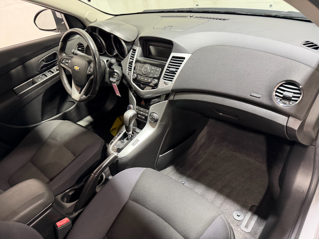 Chevrolet Cruze 4dr Sdn LT w/1LT 2012 Chevrolet Cruze 4dr Sdn LT w/1LT 2012