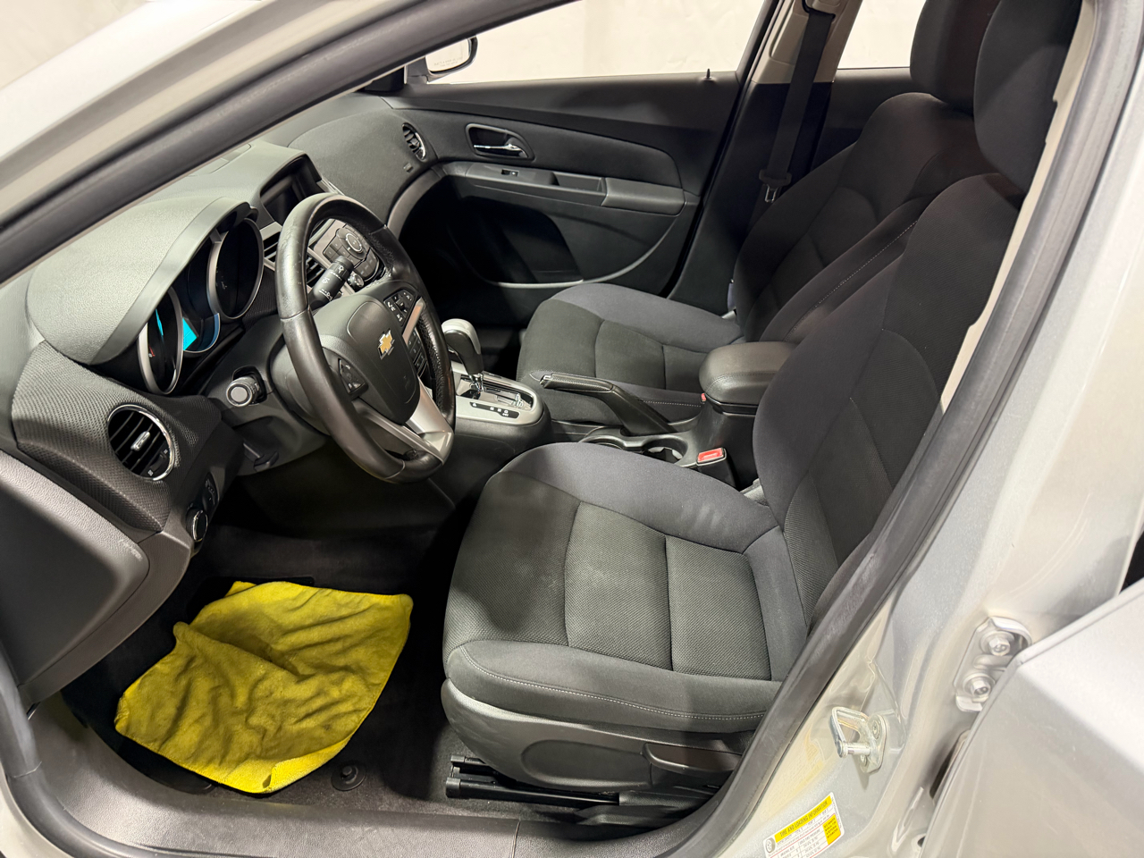 Chevrolet Cruze 4dr Sdn LT w/1LT 2012 Chevrolet Cruze 4dr Sdn LT w/1LT 2012