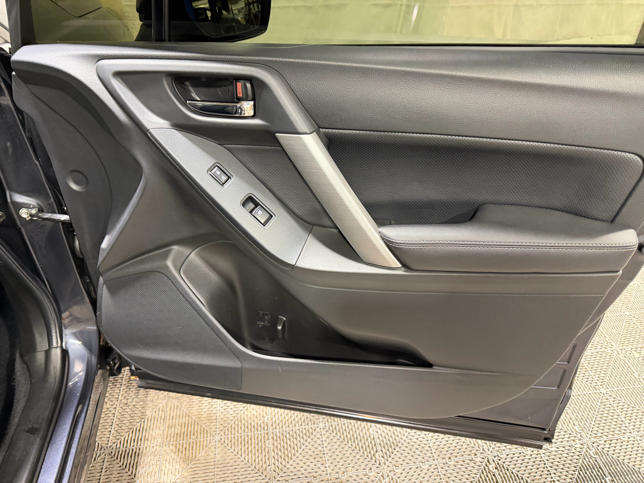 Subaru Forester 4dr Auto 2.0XT Premium 2014 Subaru Forester 4dr Auto 2.0XT Premium 2014