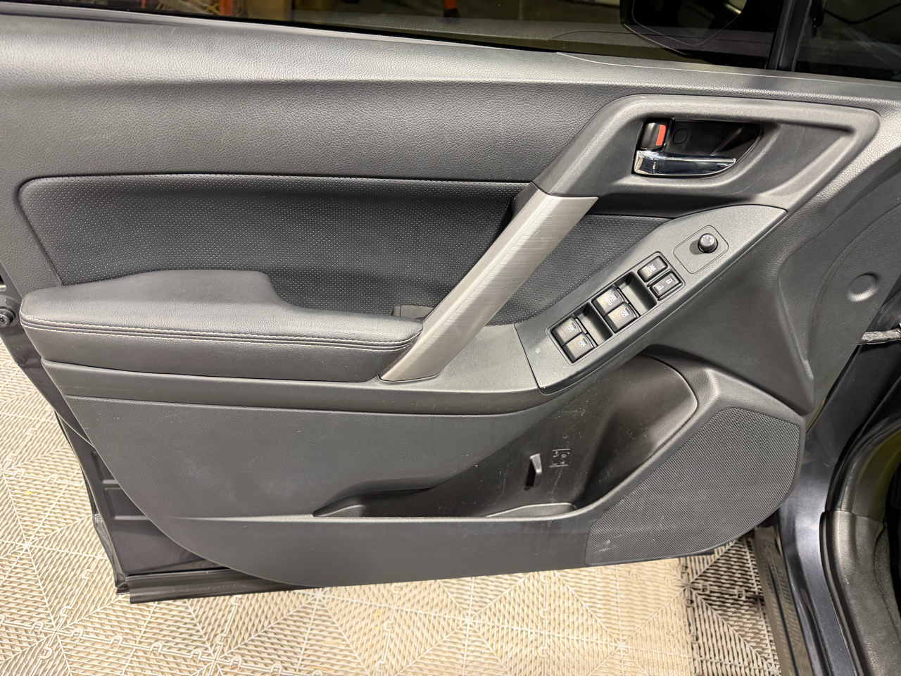 Subaru Forester 4dr Auto 2.0XT Premium 2014 Subaru Forester 4dr Auto 2.0XT Premium 2014