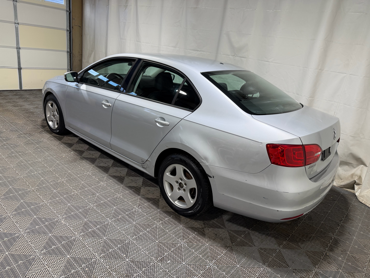 Volkswagen Jetta Sedan 4dr Auto SE PZEV 2012