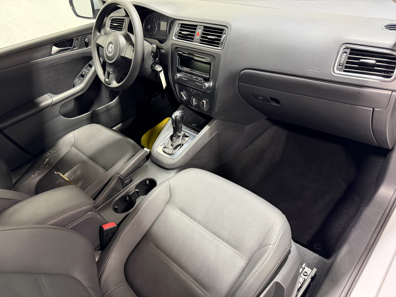 Volkswagen Jetta Sedan 4dr Auto SE PZEV 2012