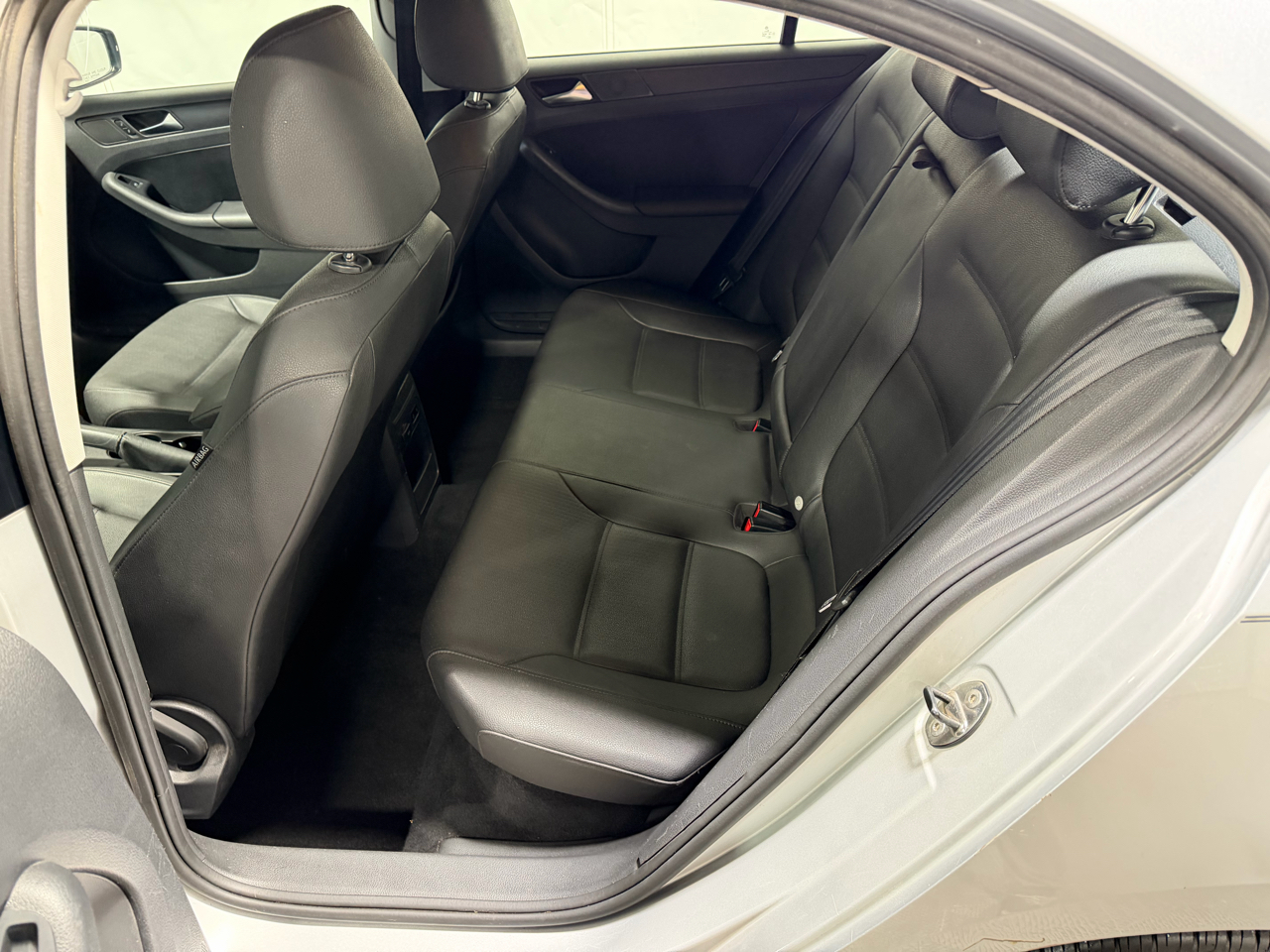 Volkswagen Jetta Sedan 4dr Auto SE PZEV 2012