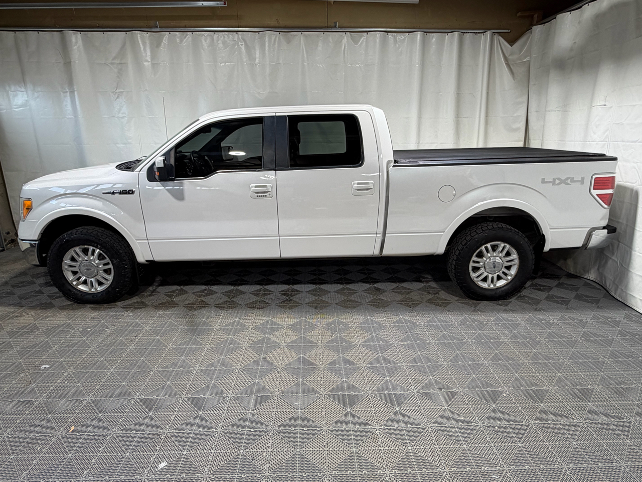Ford F-150 4WD SuperCrew 157" Lariat 2010