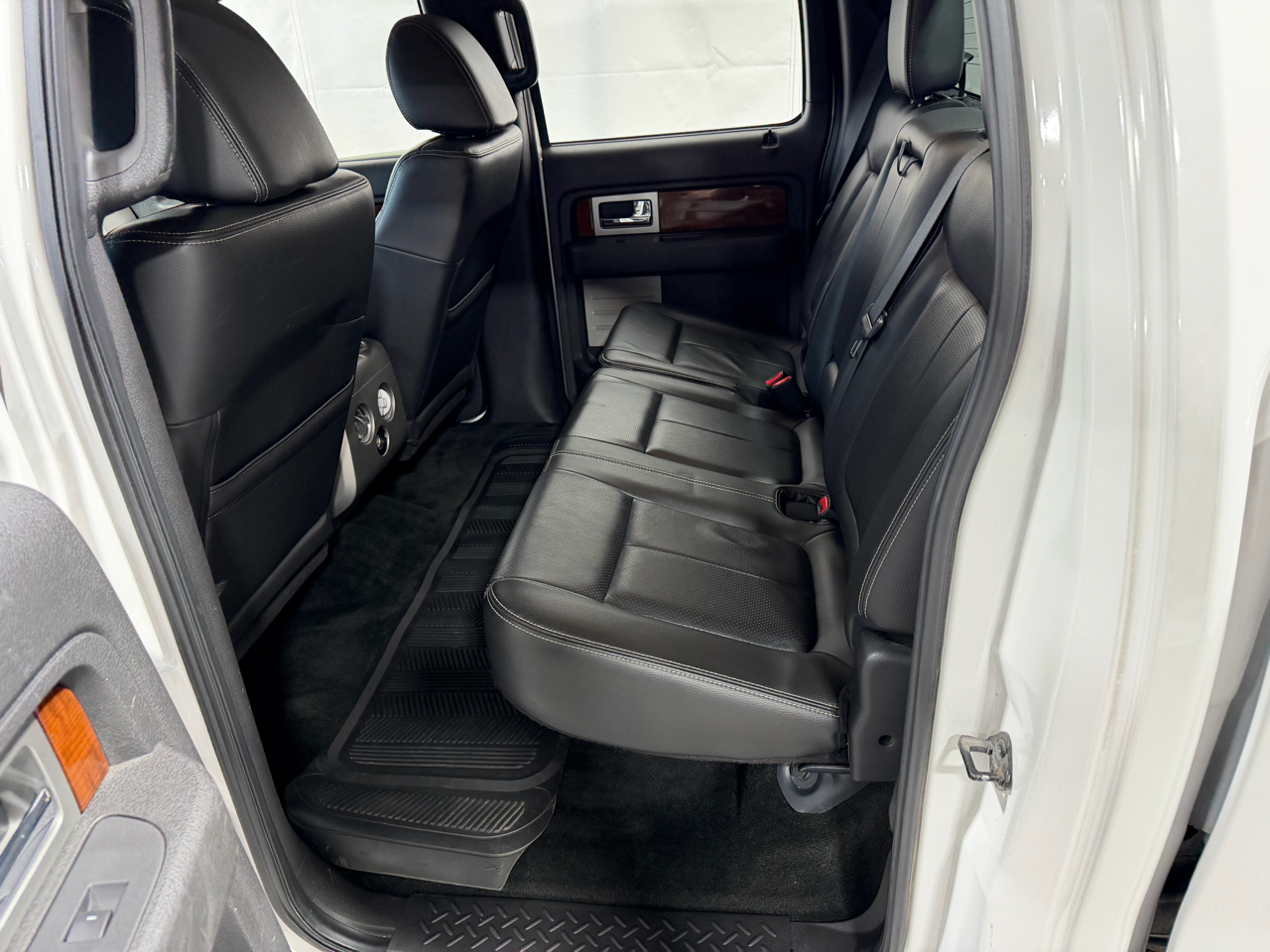 Ford F-150 4WD SuperCrew 157" Lariat 2010