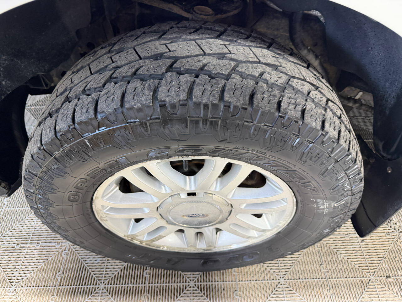 Ford F-150 4WD SuperCrew 157" Lariat 2010