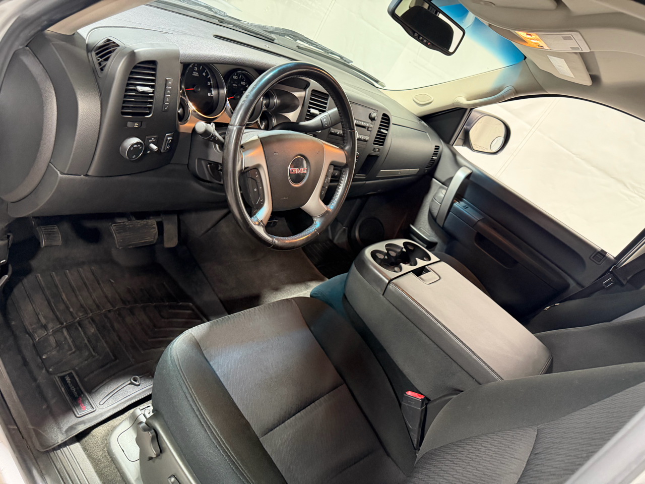 GMC Sierra 1500 4WD Crew Cab 143.5" SLE 2011