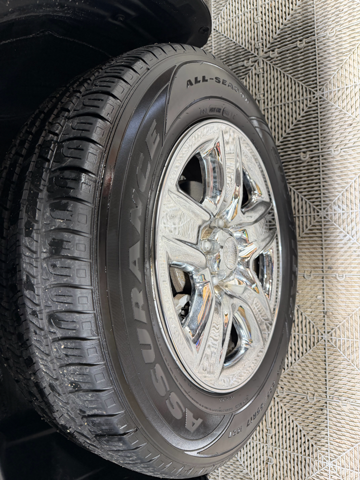 Toyota RAV4 4WD 4dr 4-cyl 4-Spd AT (Natl) 2010