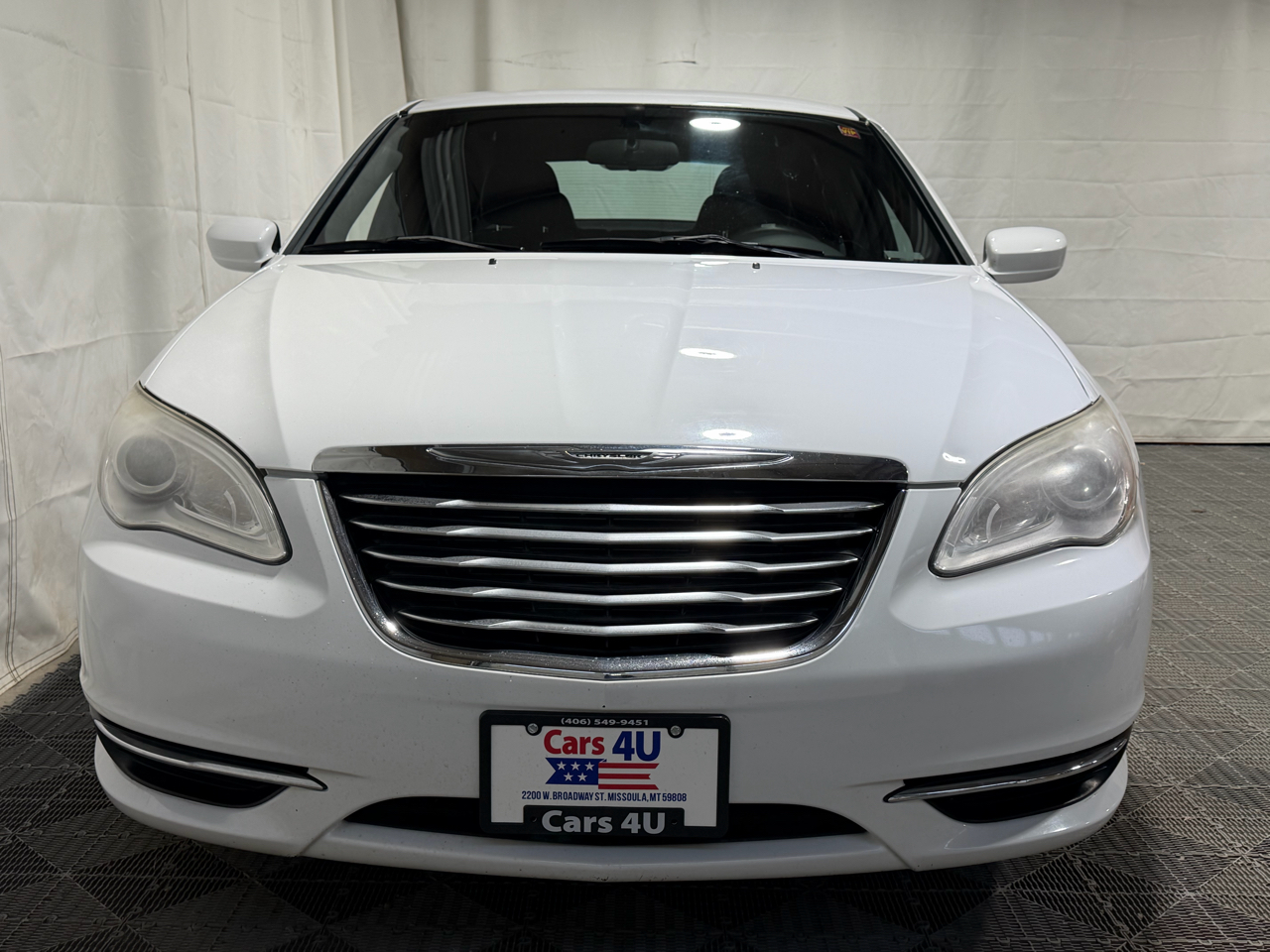 Chrysler 200 4dr Sdn LX 2013