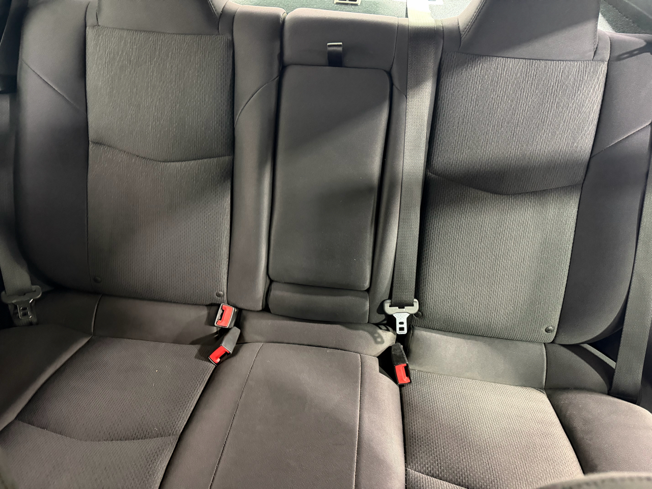 Chrysler 200 4dr Sdn LX 2013