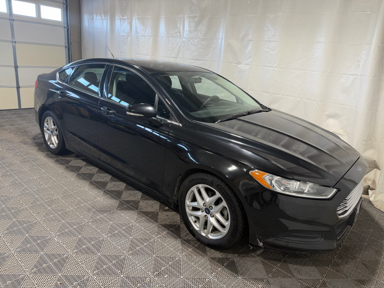 Ford Fusion 4dr Sdn SE FWD 2015