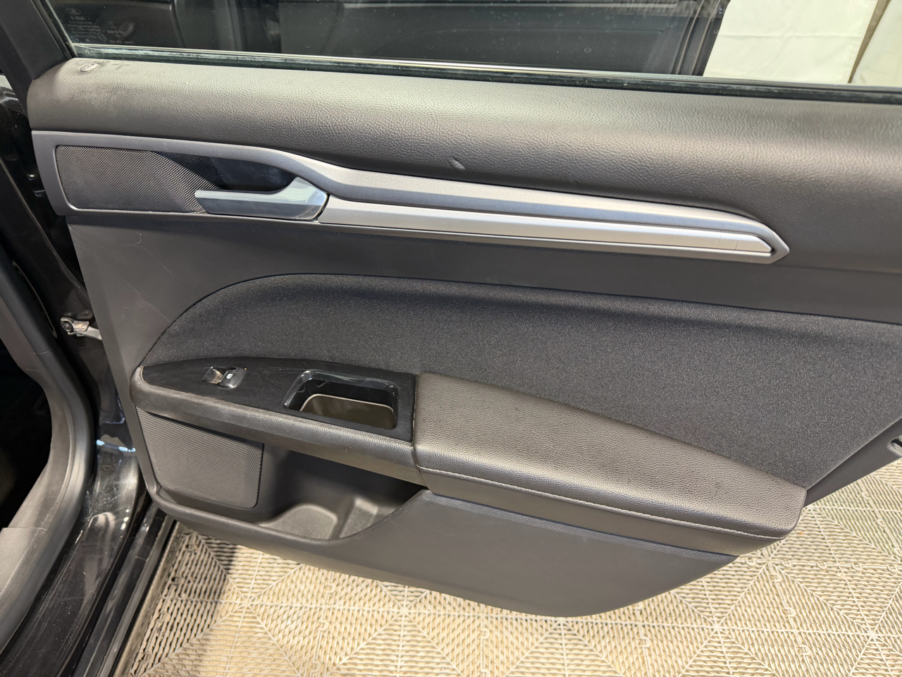 Ford Fusion 4dr Sdn SE FWD 2015