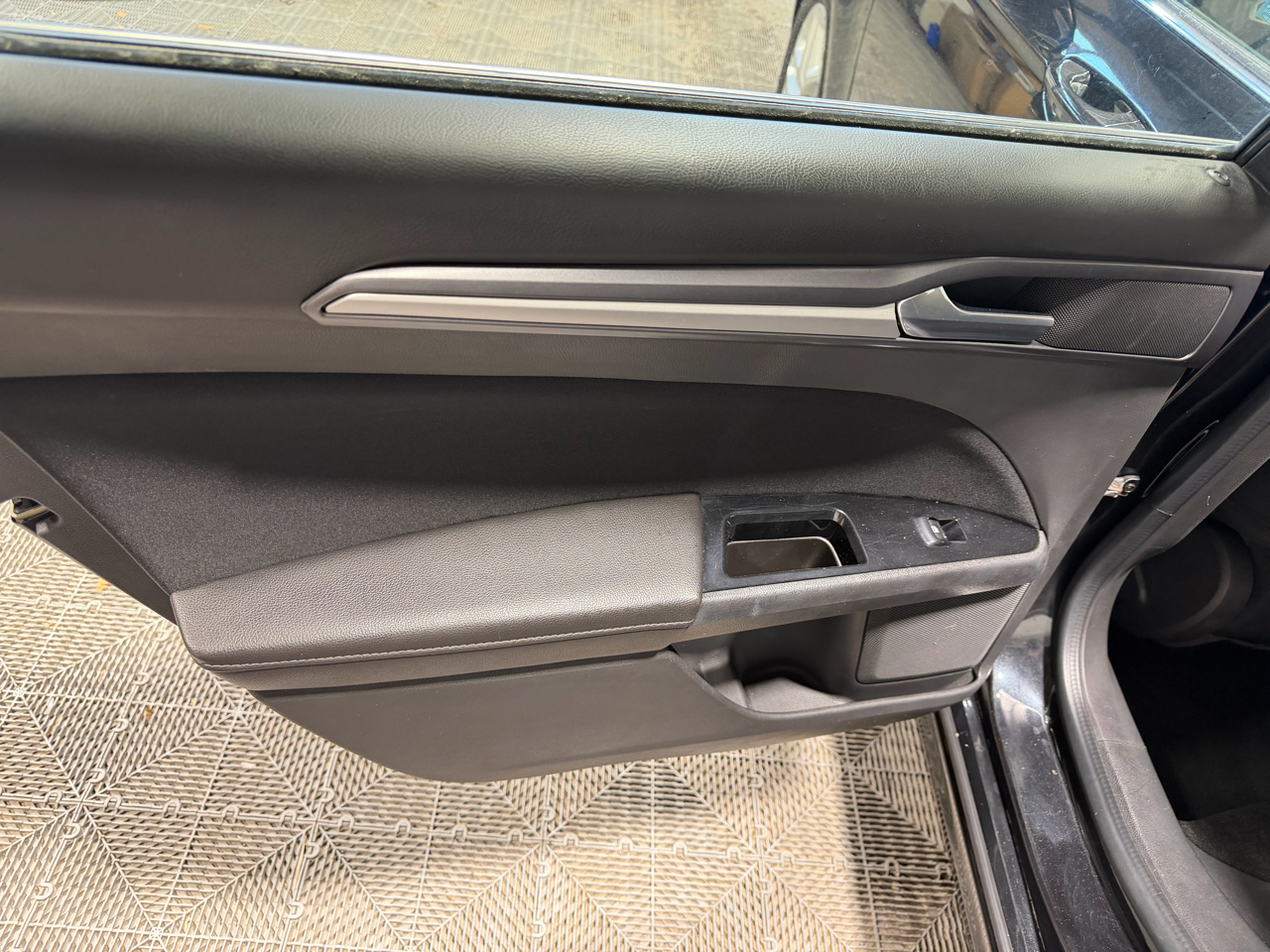 Ford Fusion 4dr Sdn SE FWD 2015