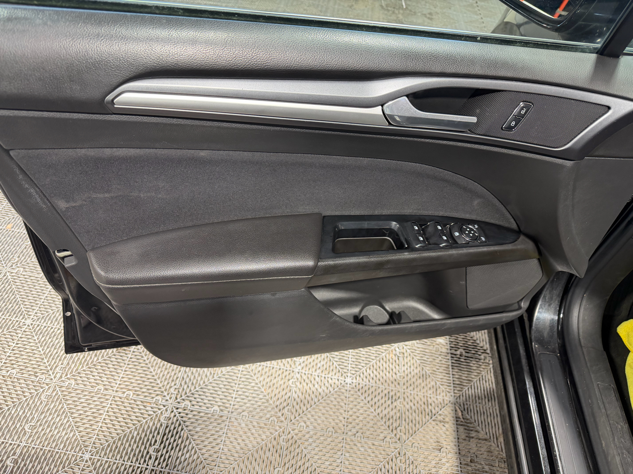 Ford Fusion 4dr Sdn SE FWD 2015