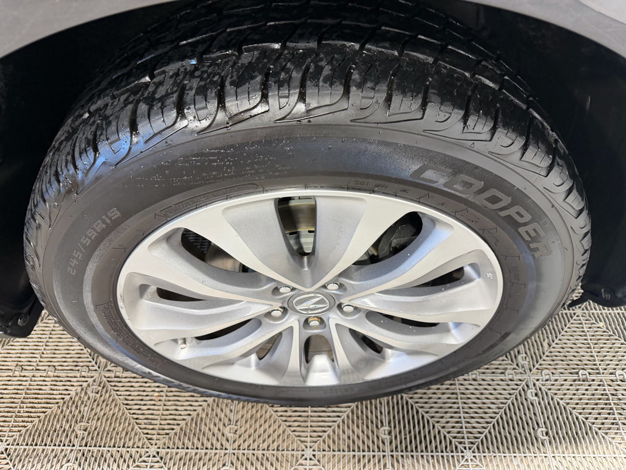 Acura MDX SH-AWD 4dr Tech Pkg 2014