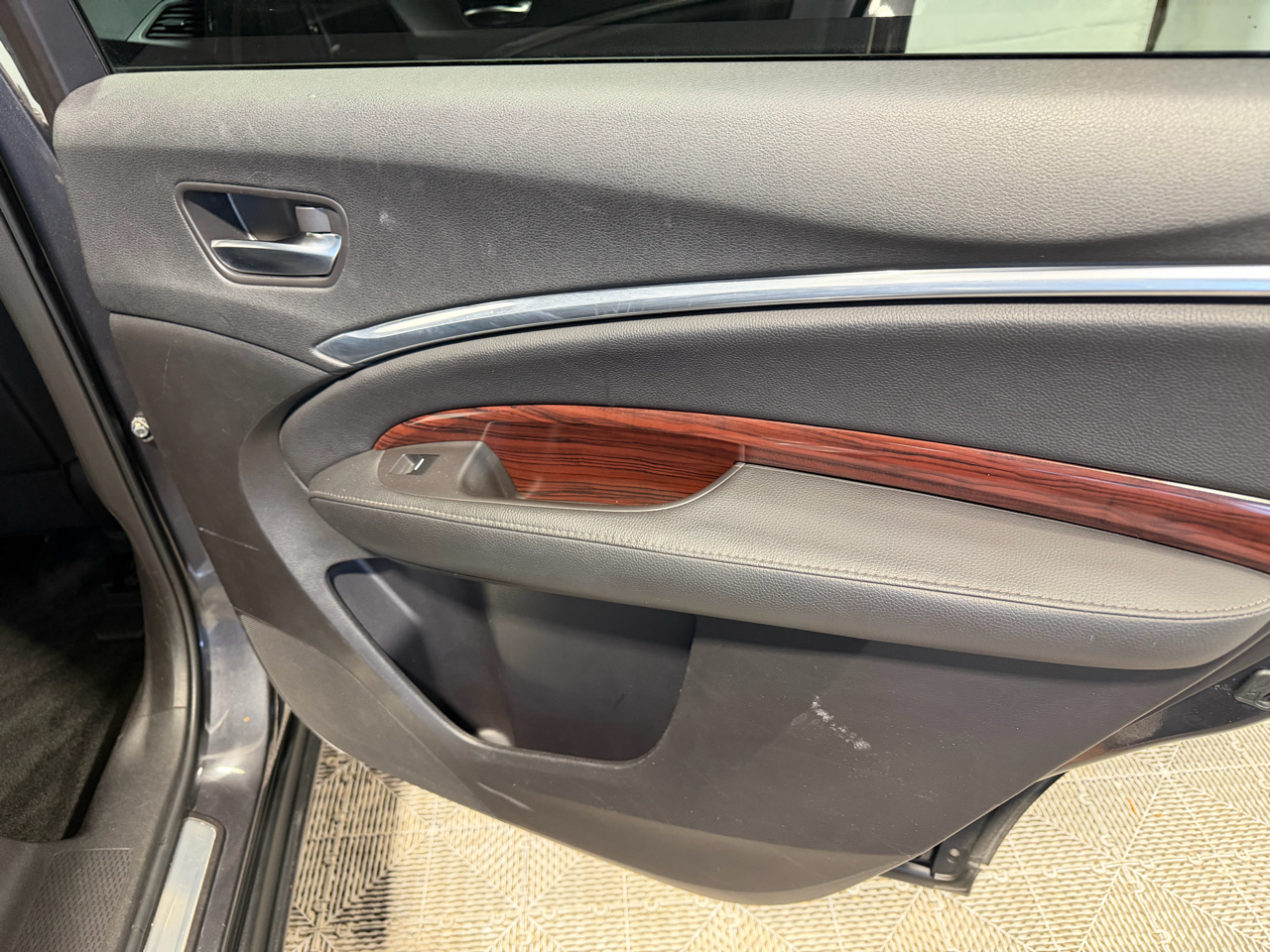 Acura MDX SH-AWD 4dr Tech Pkg 2014