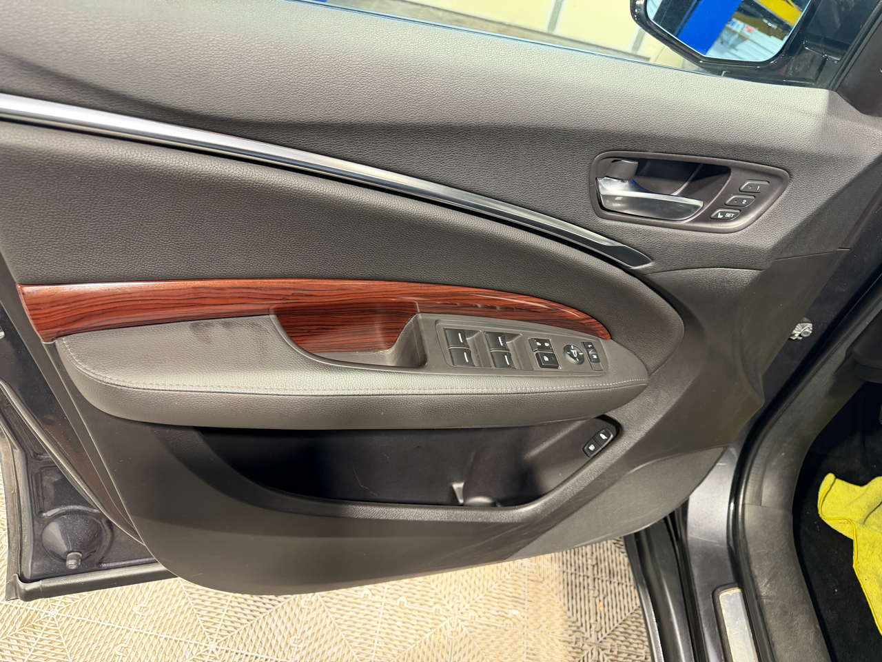 Acura MDX SH-AWD 4dr Tech Pkg 2014