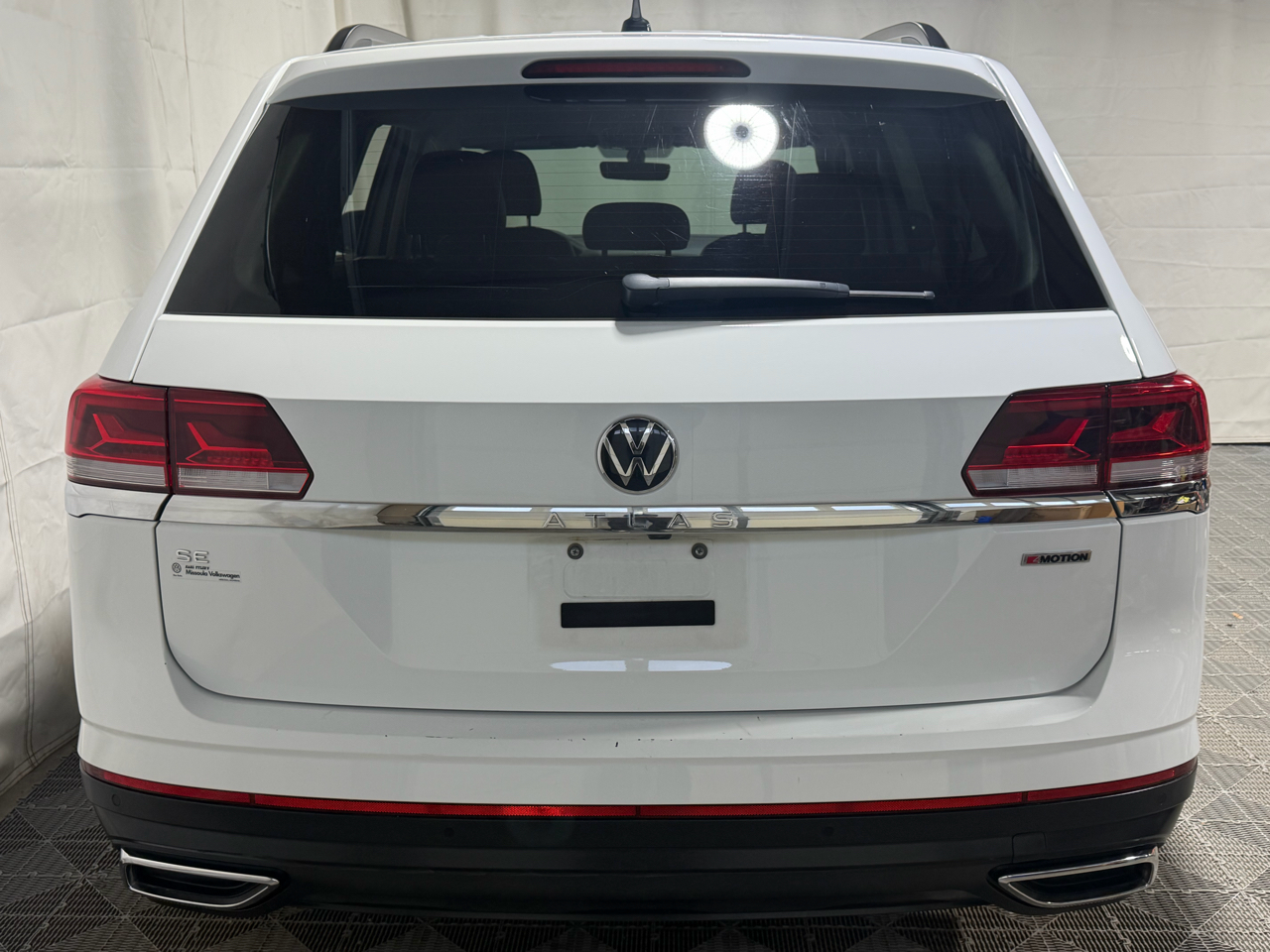Volkswagen Atlas 2.0T SE w/Technology 4MOTION 2022