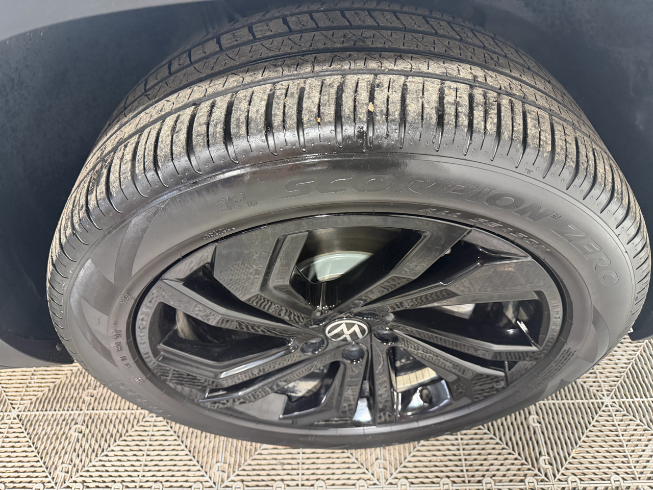 Volkswagen Atlas 2.0T SE w/Technology 4MOTION 2022