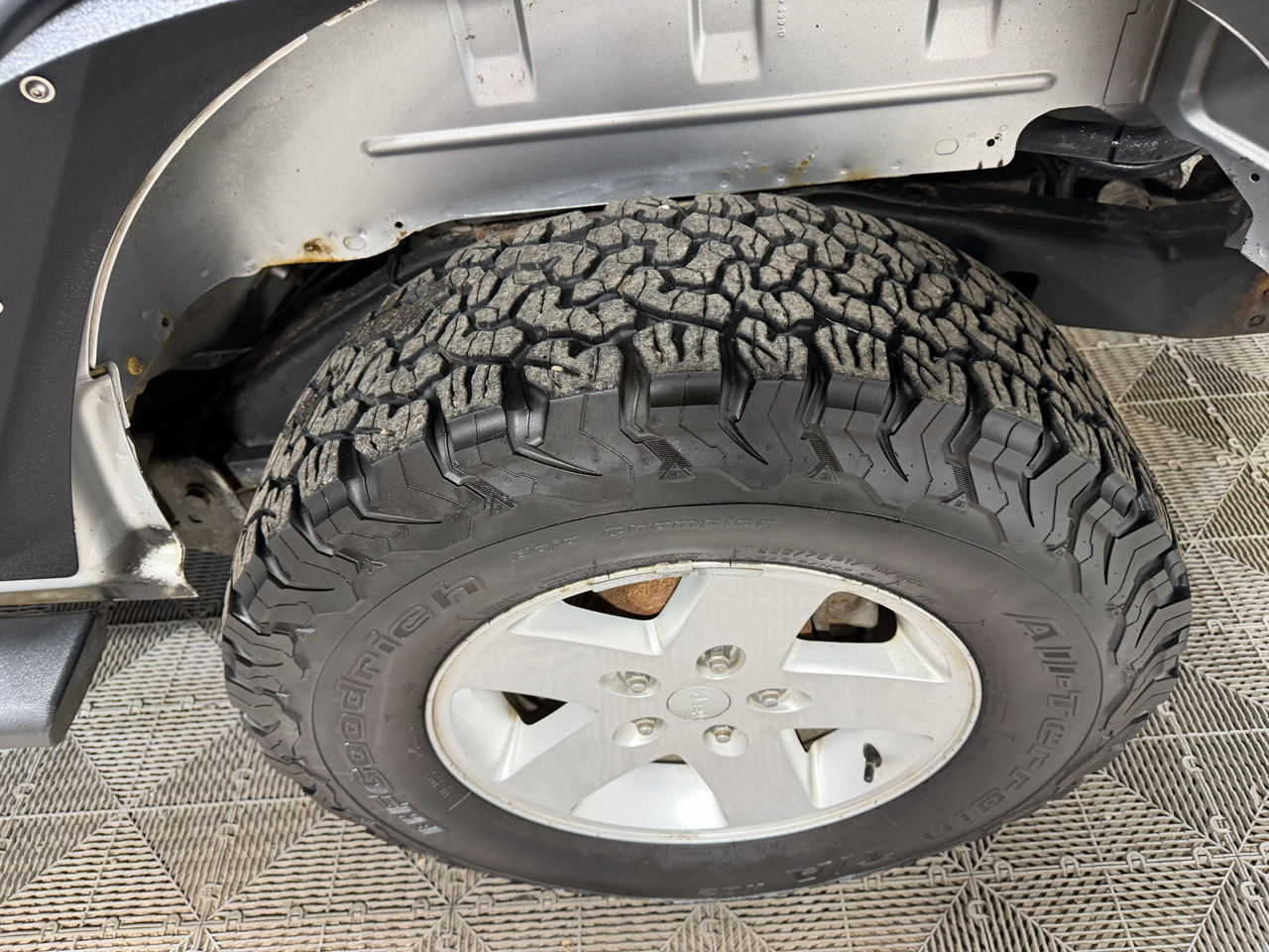 Jeep Wrangler Unlimited 4WD 4dr Sport 2010