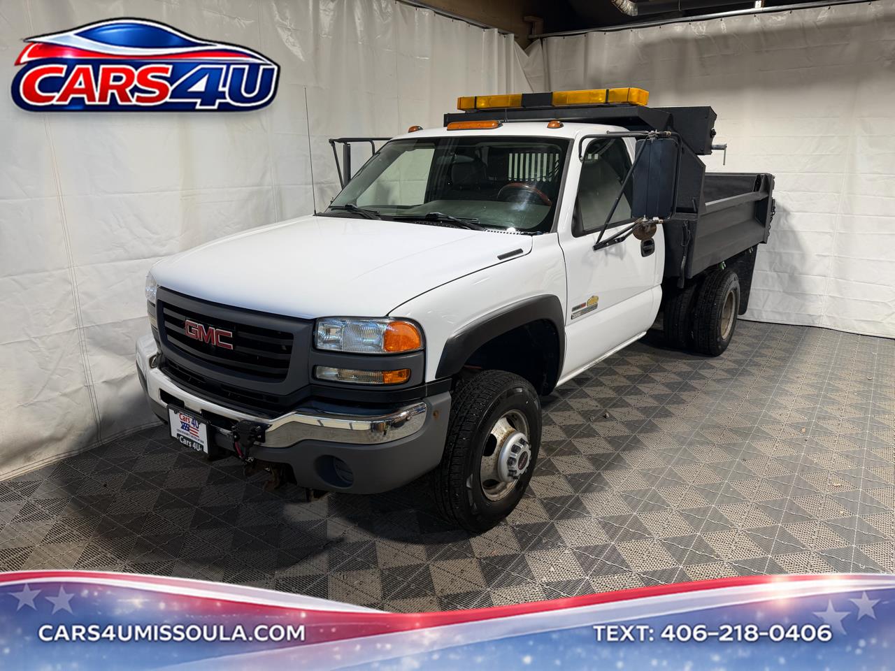 2004 GMC Sierra 3500 Reg Cab 137.0" WB, 60.4" CA 4WD WT