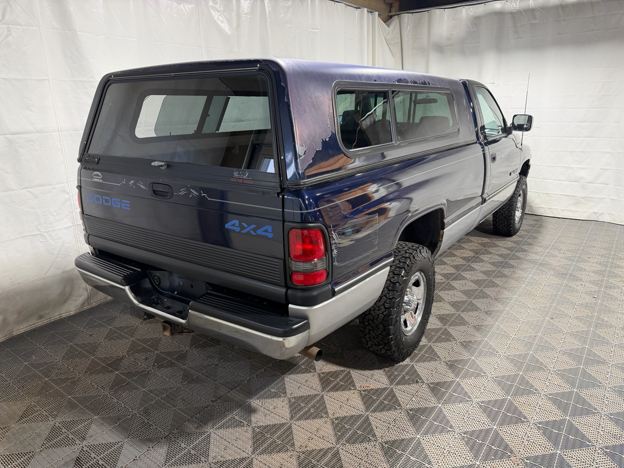 Dodge Ram 1500 Reg Cab 119" WB 4WD 1994