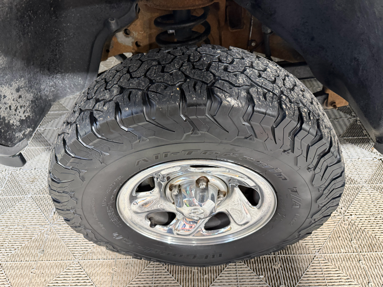 Dodge Ram 1500 Reg Cab 119" WB 4WD 1994