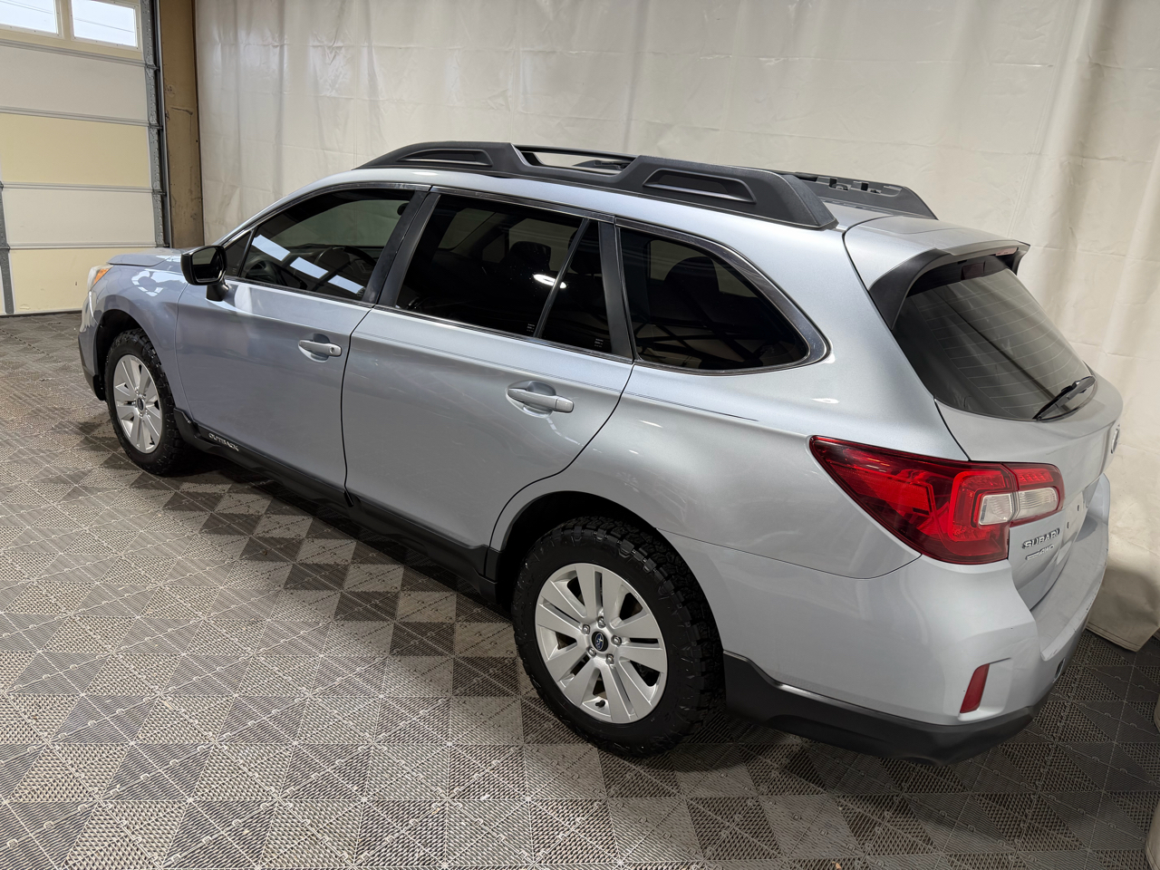 Subaru Outback 2.5i 2017