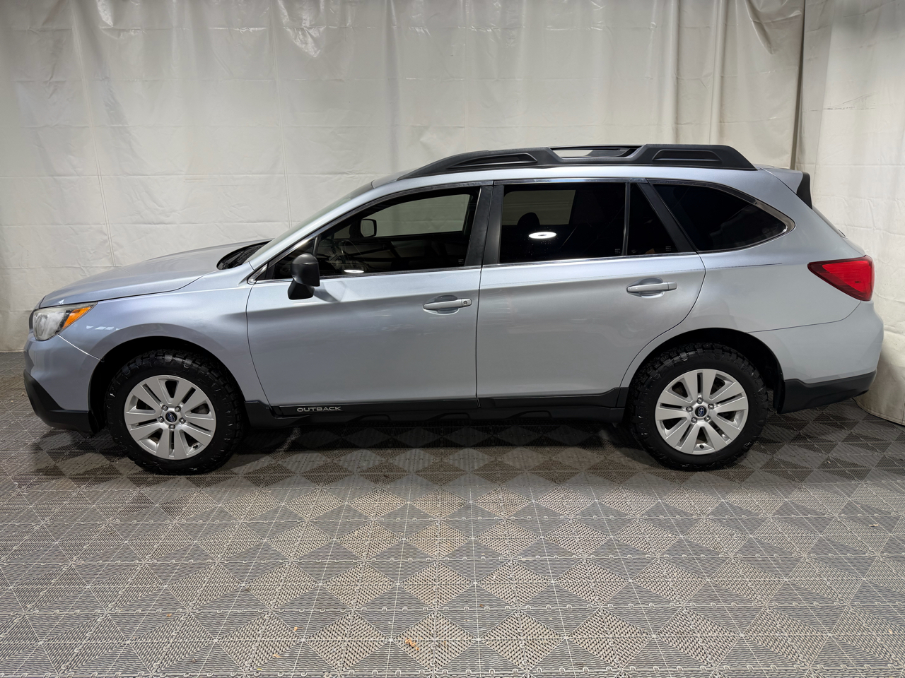 Subaru Outback 2.5i 2017