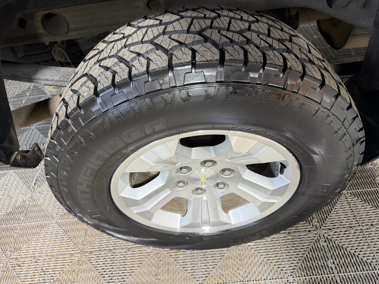 Chevrolet Silverado 1500 4WD Double Cab 143.5" LT w/1LT 2017