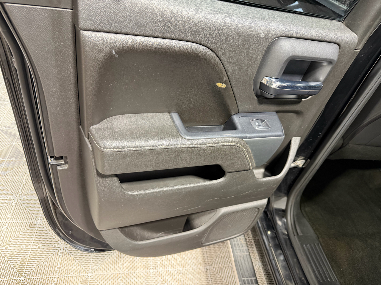 Chevrolet Silverado 1500 4WD Double Cab 143.5" LT w/1LT 2017