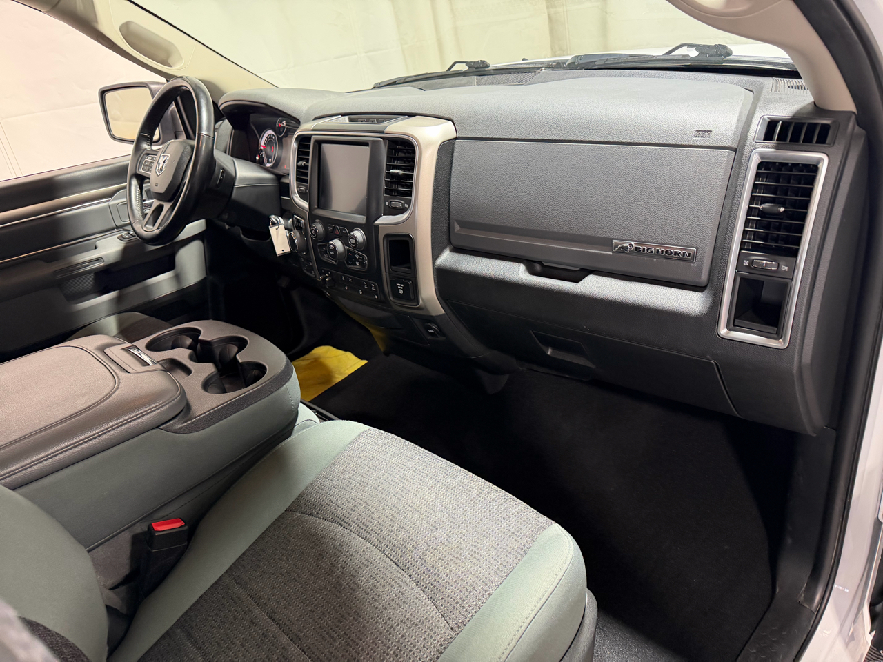 RAM 1500 Big Horn 4x4 Crew Cab 5'7" Box 2018