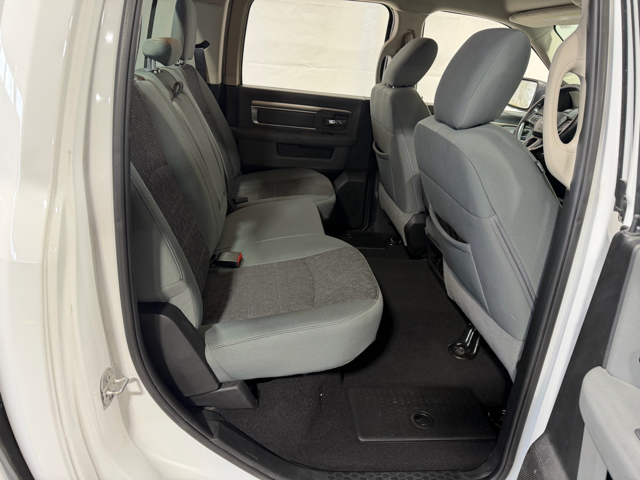 RAM 1500 Big Horn 4x4 Crew Cab 5'7" Box 2018