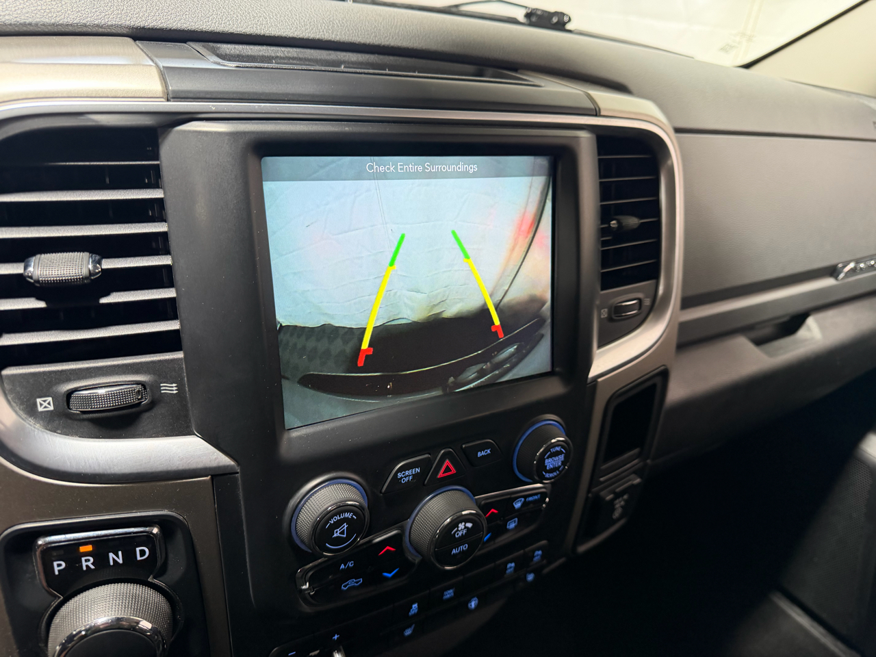 RAM 1500 Big Horn 4x4 Crew Cab 5'7" Box 2018