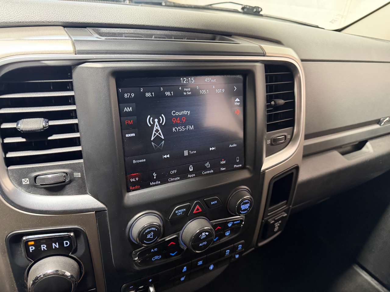 RAM 1500 Big Horn 4x4 Crew Cab 5'7" Box 2018