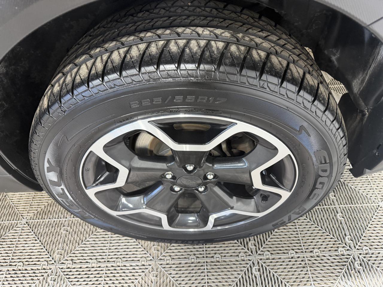 Subaru XV Crosstrek 5dr CVT 2.0i Premium 2015