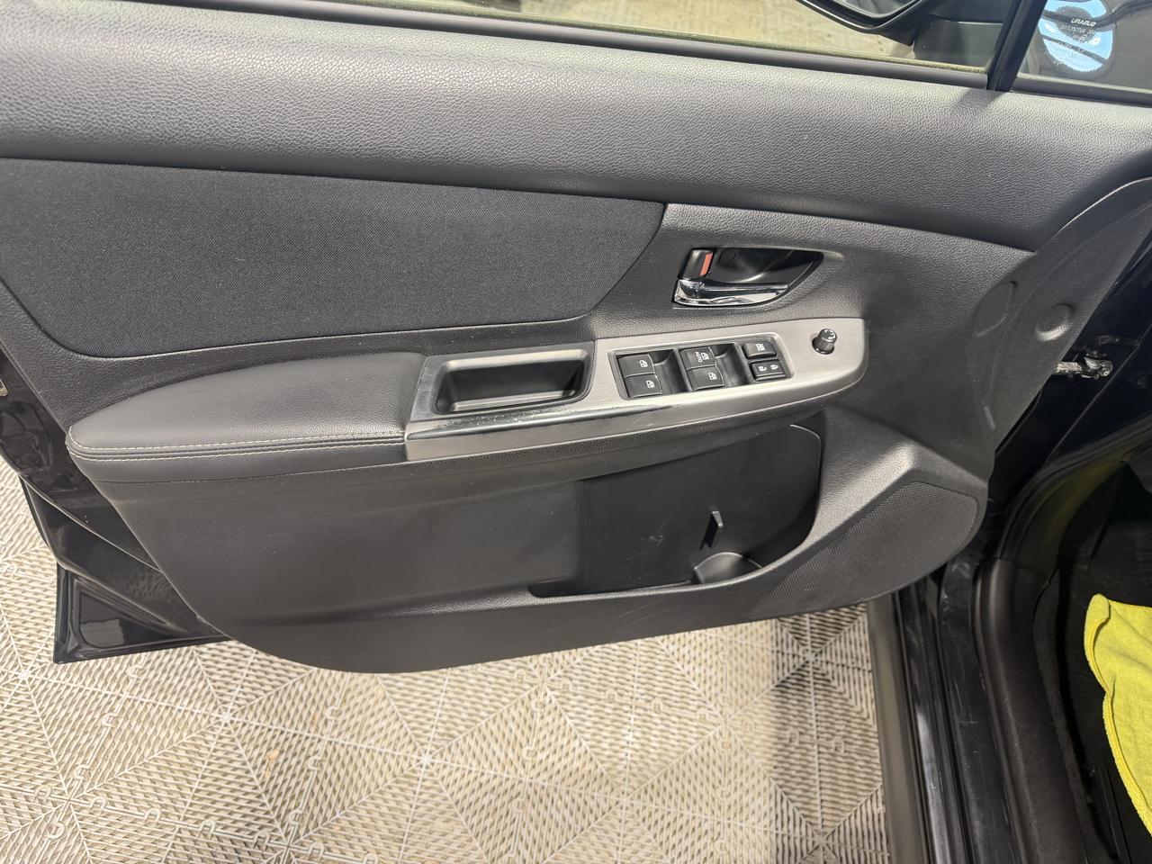 Subaru XV Crosstrek 5dr CVT 2.0i Premium 2015