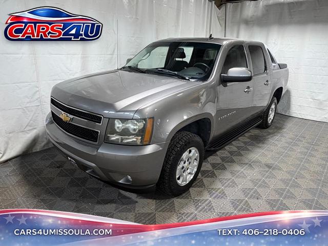 Gray 2007 Chevrolet Avalanche Pickup Truck Four-Wheel Drive Automatic